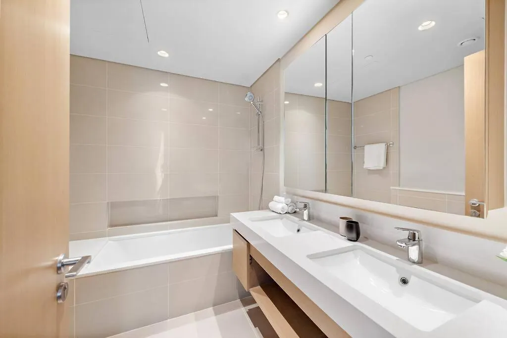 First Class 2Br Stylish Bliss Dubai United Arab Emirates