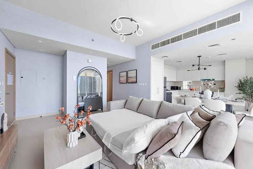 First Class 2Br Stylish Bliss Dubai
