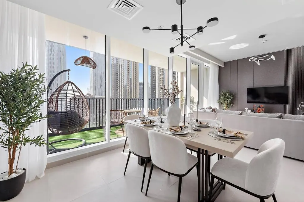 First Class 2Br Stylish Bliss Dubai 0*,  United Arab Emirates