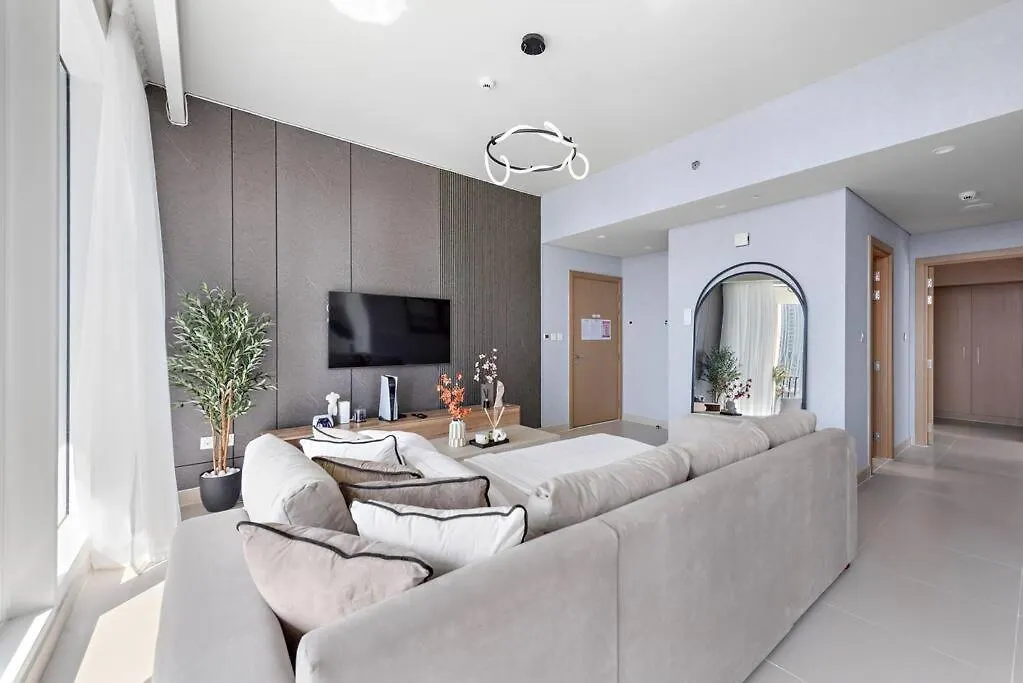 First Class 2Br Stylish Bliss Dubai